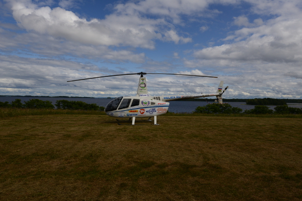Экипаж вертолетной экспедиции «Россия 360» достиг центра России!